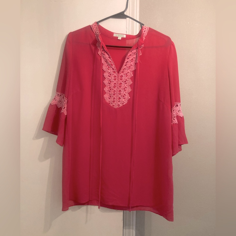 Jade brand Pink Appliquéd Lace Top